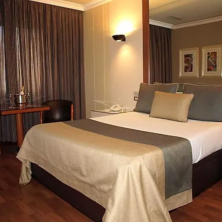 Motel Aeropuerto 2*